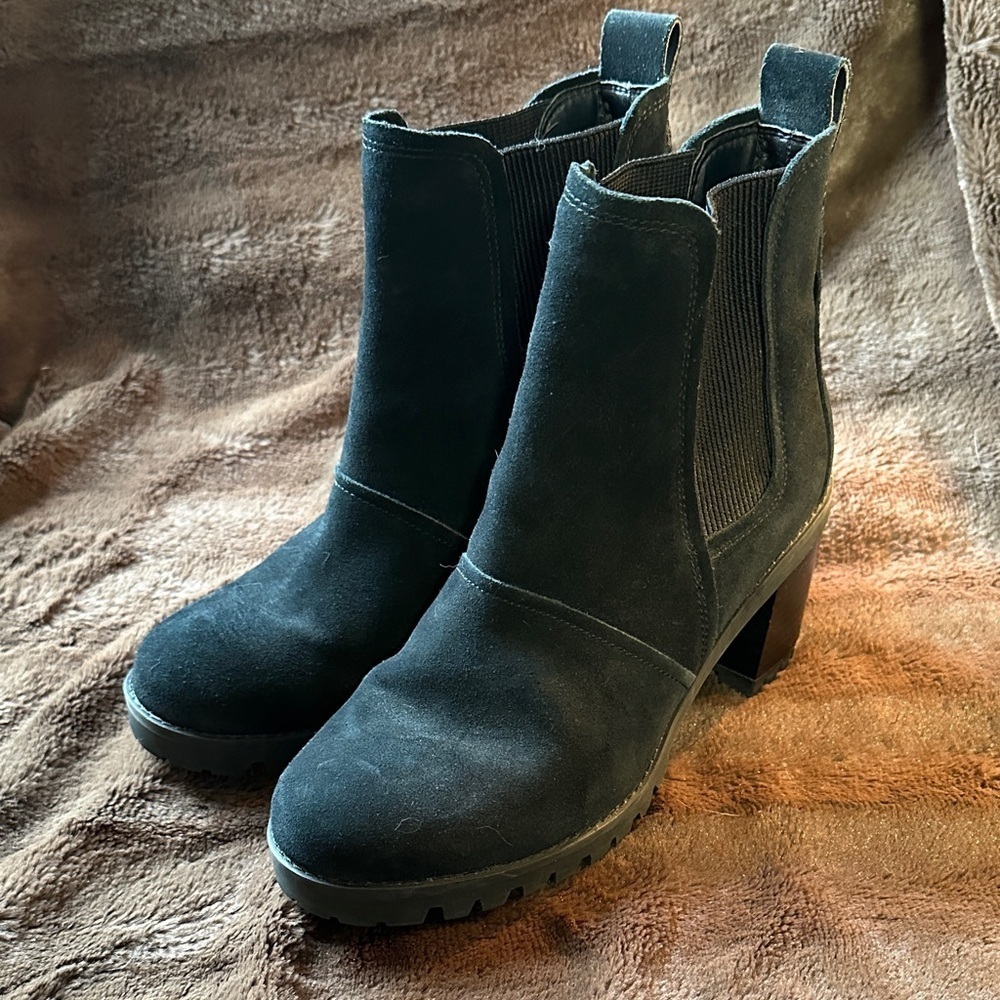 UGG Women's Black Ankle Booties